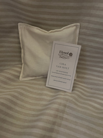 Bäuchlein Wärmer mit Namen – personalisierter Körnerkissen-Bezug 12x12 cm mit Dinkelkissen